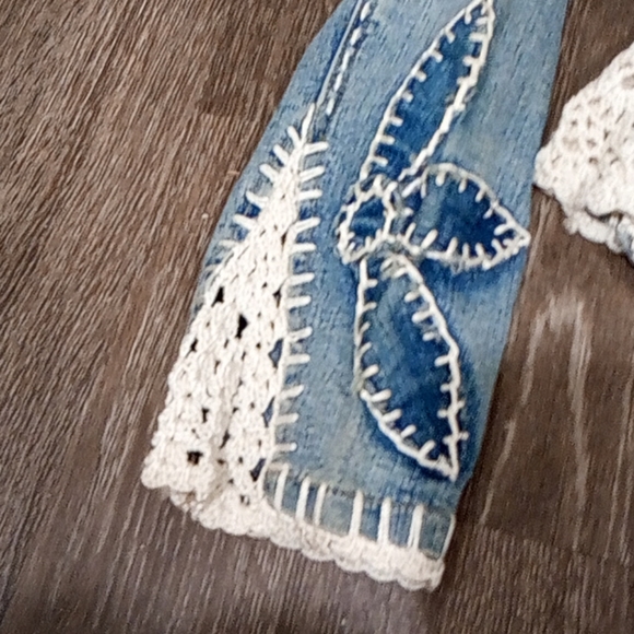 CrestJeans denim and Lace Large Vintage Jacket - Picture 4 of 8